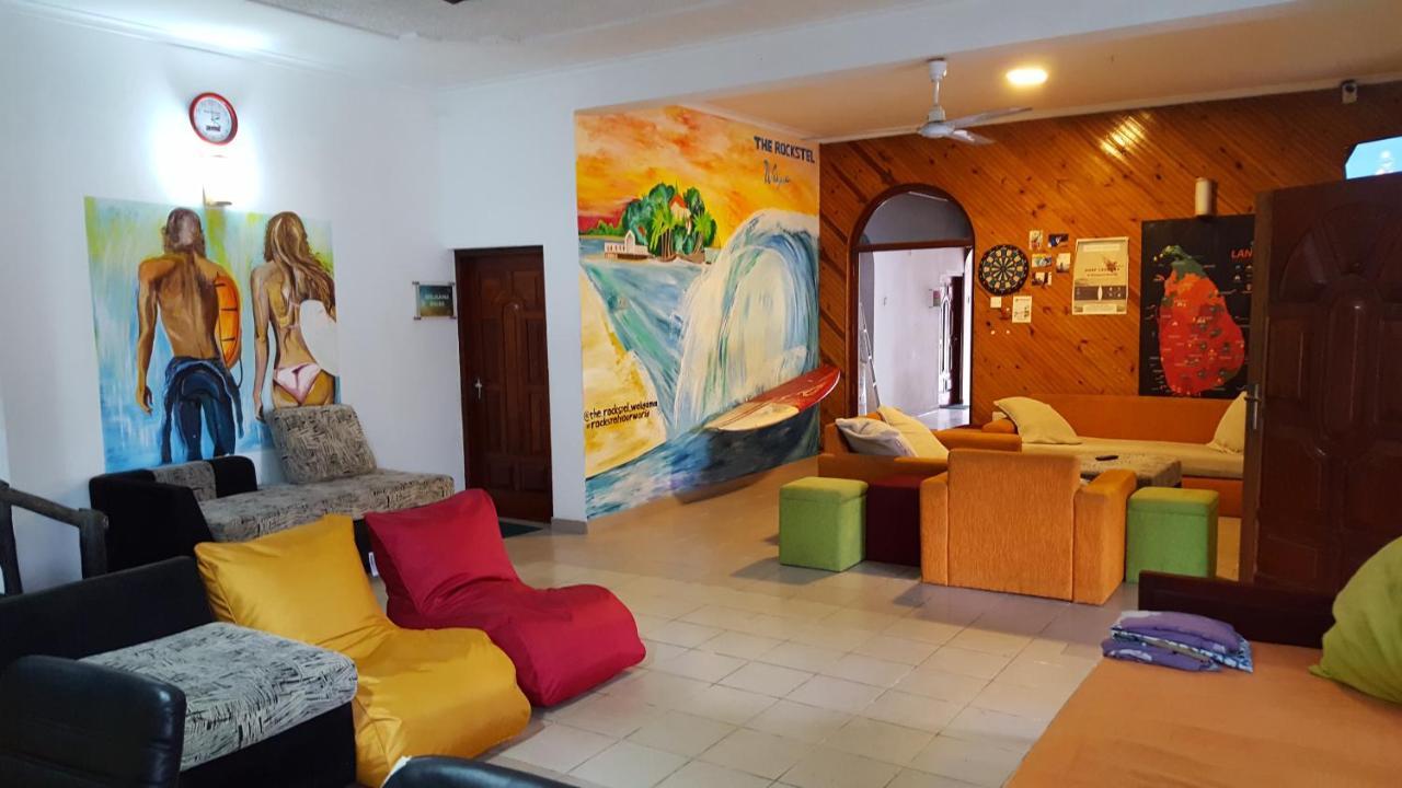 The Backpack Hub At Weligama Hostel ภายนอก รูปภาพ