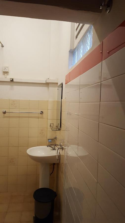 The Backpack Hub At Weligama Hostel ภายนอก รูปภาพ