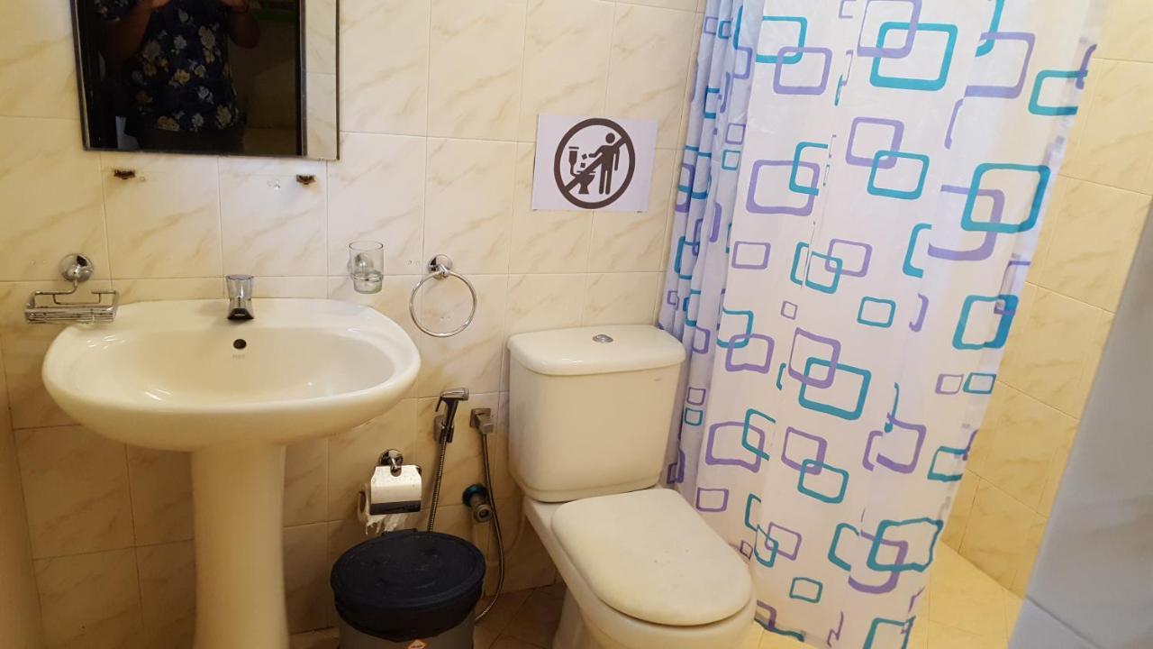 The Backpack Hub At Weligama Hostel ภายนอก รูปภาพ