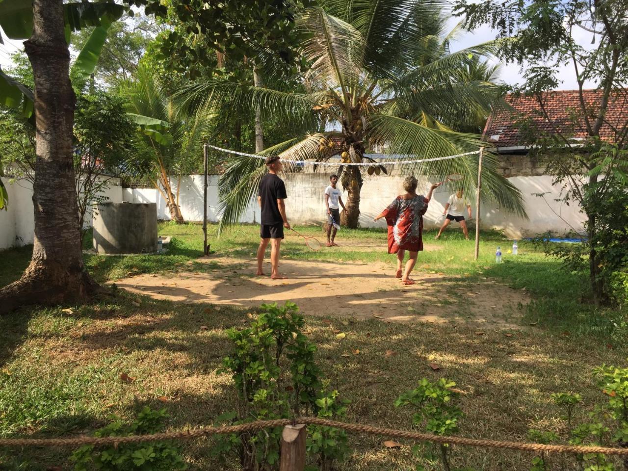 The Backpack Hub At Weligama Hostel ภายนอก รูปภาพ